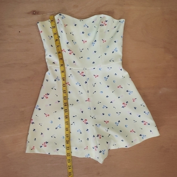 French Connection Camass Romper NWOT - Picture 5 of 12